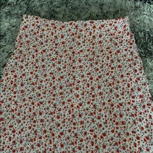 ♡ Floral Skirt, Never Worn